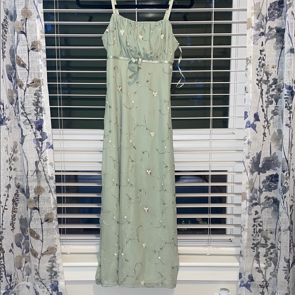Green Sequin Ruched Midi Dress for Wedding Guest